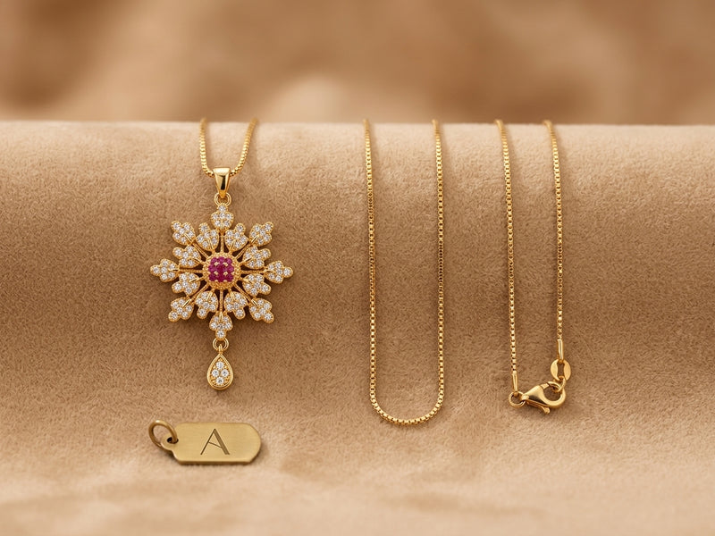 Lumière Celeste Gold Flower Necklace